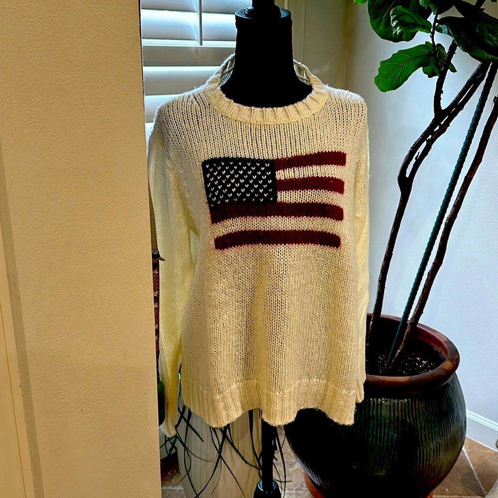 Wooden Ship sweater,x/s, patriot very cute wool mix sweater.Machine wash,gentle